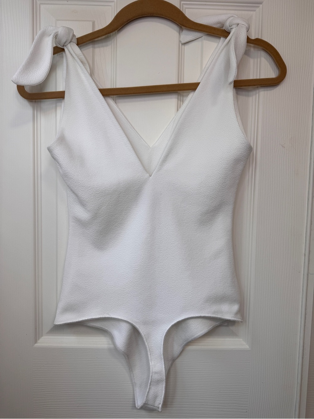 Show Me Your MuMu White V-Neck Ribbed Bodysuit - Picture 5 of 6
